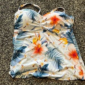 La Vie En Rose Halter Tankini Top